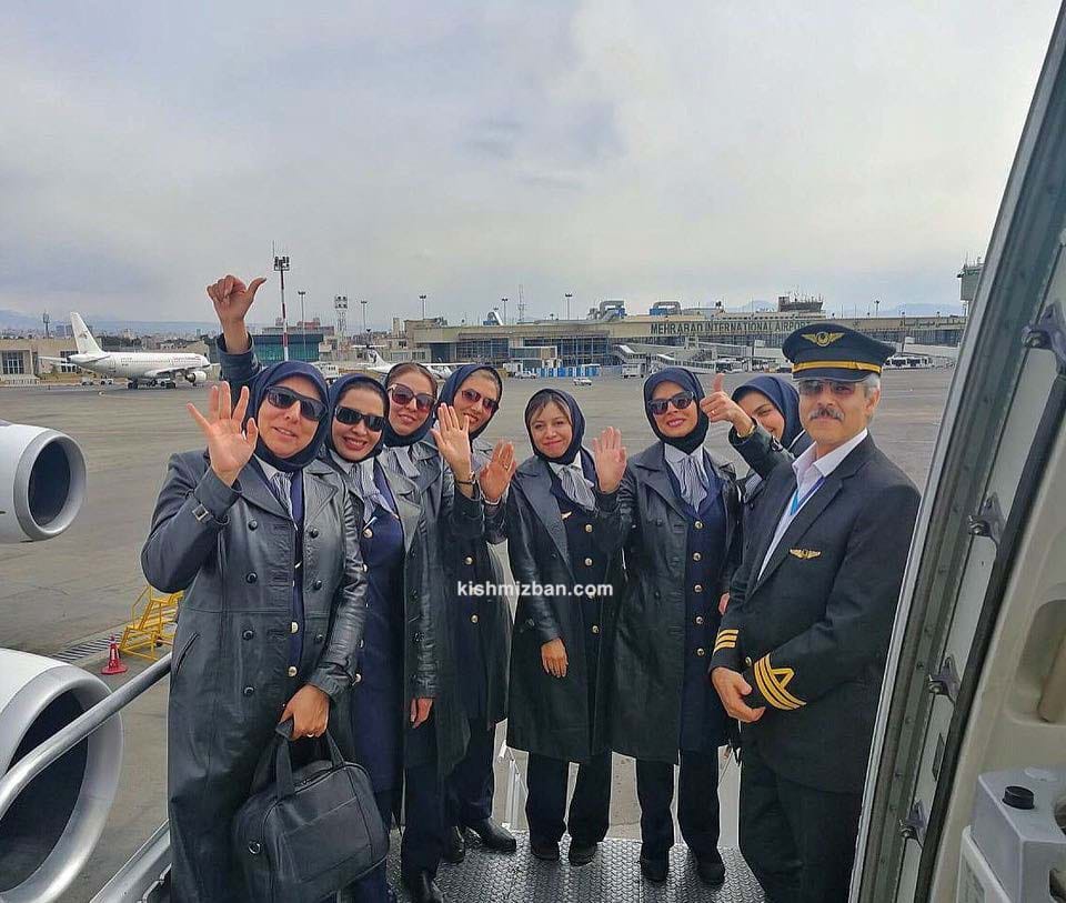 خلبان هواپیمایی اسمان